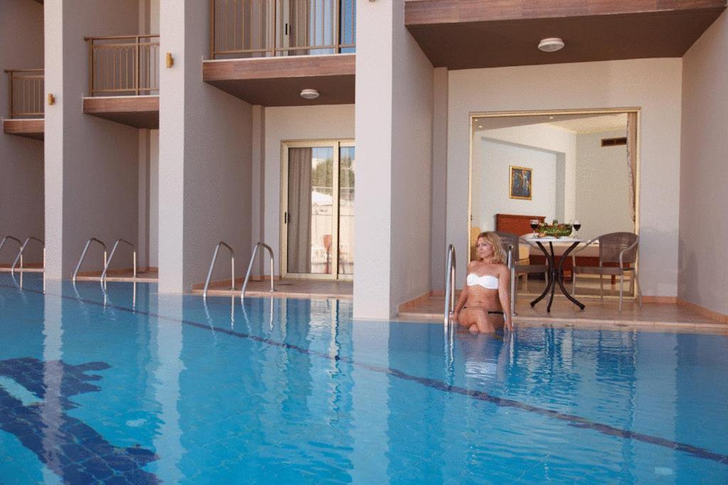 Agelia Beach Hotel Sfáka 部屋 写真