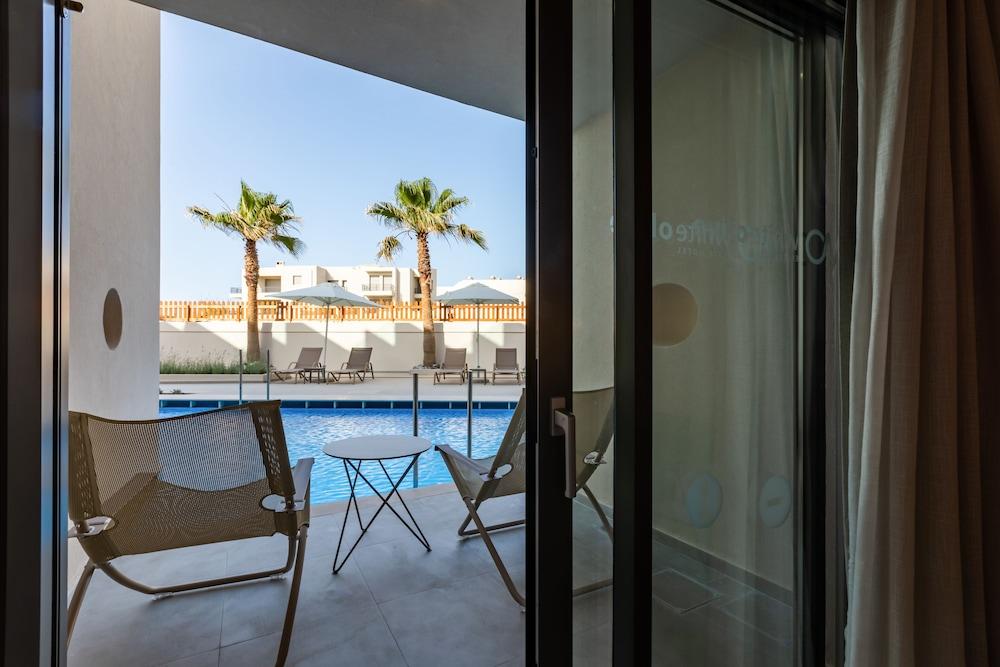 Agelia Beach Hotel Sfáka エクステリア 写真