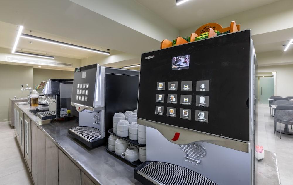 Agelia Beach Hotel Sfáka エクステリア 写真