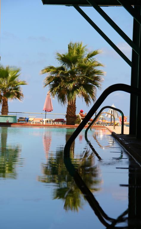 Agelia Beach Hotel Sfáka エクステリア 写真