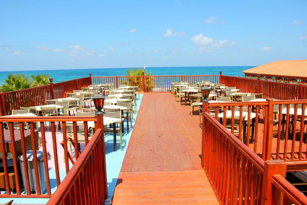 Agelia Beach Hotel Sfáka エクステリア 写真