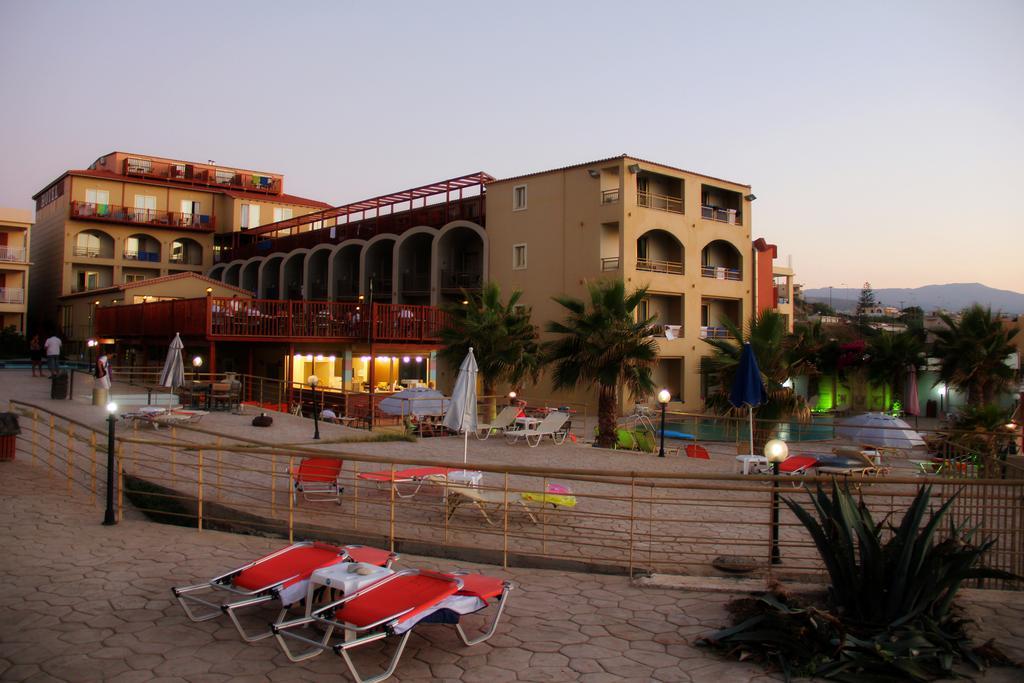 Agelia Beach Hotel Sfáka エクステリア 写真